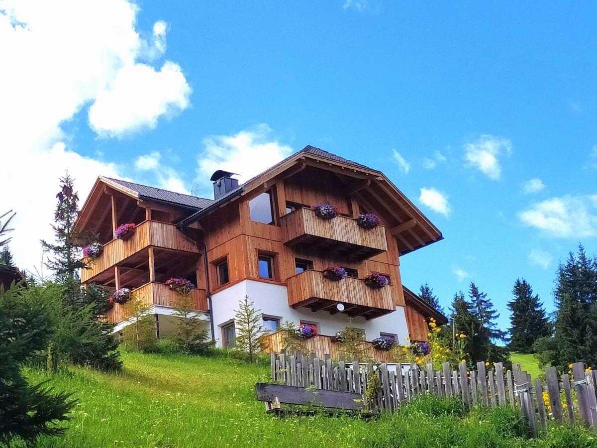 Agriturismo Luech Picedac La Valle Bagian luar foto