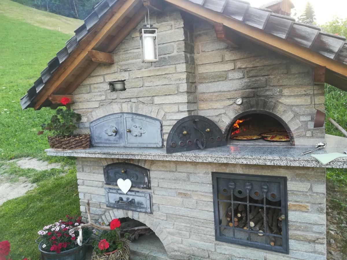 Agriturismo Luech Picedac La Valle Bagian luar foto